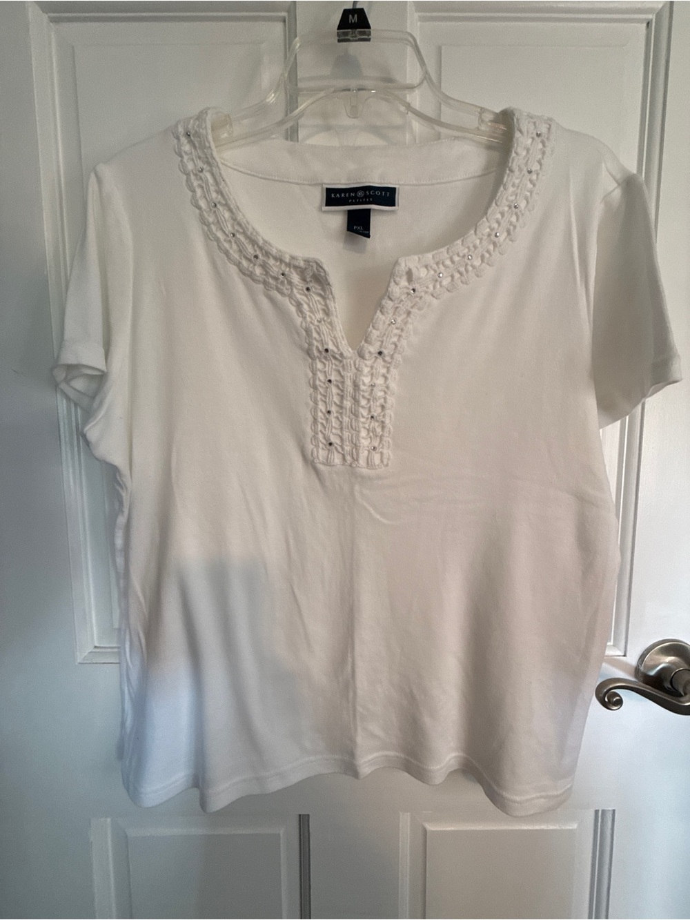 Karen Scott White Short-Sleeve Embroidered Scoop Top